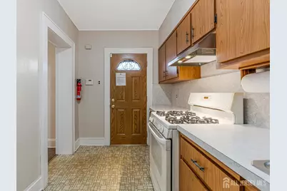 18 Robinson Street, New Brunswick, NJ 08901 - Photo 15