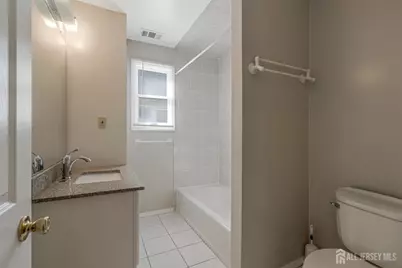 18 Robinson Street, New Brunswick, NJ 08901 - Photo 31