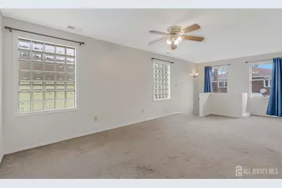 18 Robinson Street, New Brunswick, NJ 08901 - Photo 7