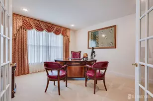 8 Windhaven Ct, Monroe Township, NJ 08831 - Photo 9