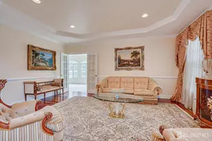 8 Windhaven Ct, Monroe Township, NJ 08831 - Photo 5