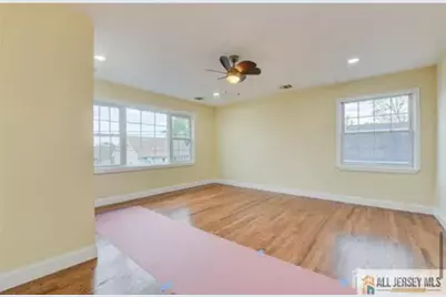 607 Almons Avenue, Woodbridge Township, NJ 07095 - Photo 5