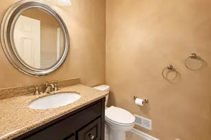 51 Briarwood Ct, South Brunswick Township, NJ 08540 - Photo 9