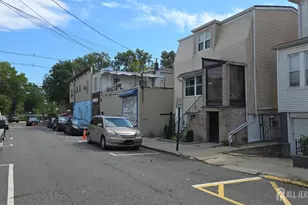 509 81st St, North Bergen, NJ 07047 - Photo 3