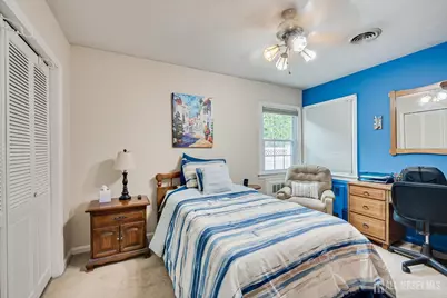 669 Old Post Road, Edison, NJ 08817 - Photo 27