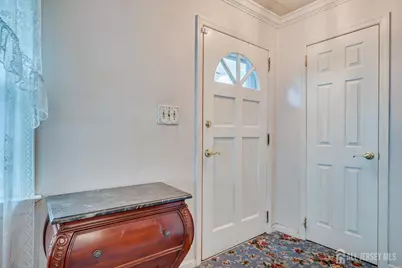 669 Old Post Road, Edison, NJ 08817 - Photo 9