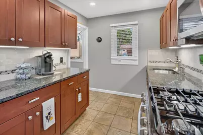 11 Brown Court, Old Bridge Township, NJ 08859 - Photo 7