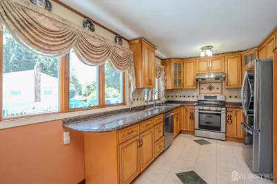 2284 Polk Avenue, North Brunswick Township, NJ 08902 - Photo 5
