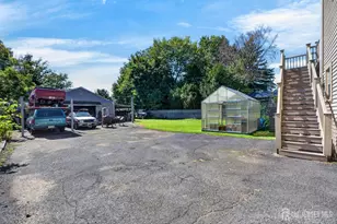 488 Harris Ave, Middlesex, NJ 08846 - Photo 15