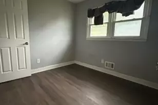 125 Rock Ln, Middlesex, NJ 08846 - Photo 17