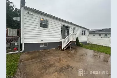 125 Rock Lane, Middlesex, NJ 08846 - Photo 9