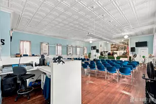 714 Roosevelt Ave, Carteret, NJ 07008 - Photo 17