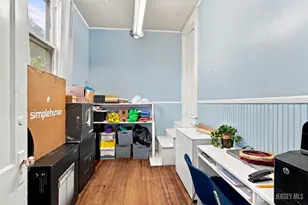 714 Roosevelt Ave, Carteret, NJ 07008 - Photo 21