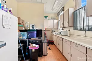 714 Roosevelt Ave, Carteret, NJ 07008 - Photo 23