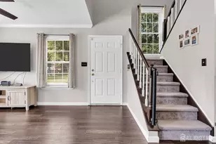 49 Lantern Ln, Sayreville, NJ 08872 - Photo 3