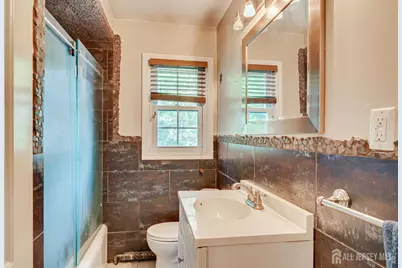 690 New Durham Road, Metuchen, NJ 08840 - Photo 23