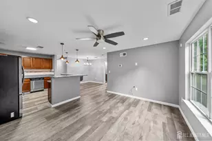1108 Morning Glory Dr, Monroe Township, NJ 08831 - Photo 7