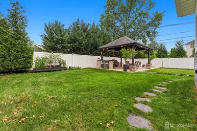 860 Coolidge Avenue, Woodbridge Township, NJ 07095 - Photo 21