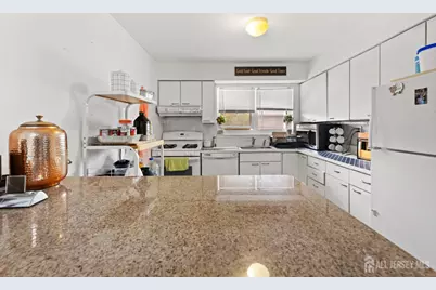 32 Woodedge Avenue #6, Edison, NJ 08817 - Photo 9