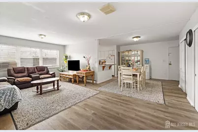 32 Woodedge Avenue #6, Edison, NJ 08817 - Photo 1