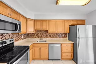 48 Ellen Heath Dr, Old Bridge Township, NJ 07747 - Photo 7