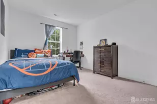 28204 Radford Ct, Monroe Township, NJ 08831 - Photo 7