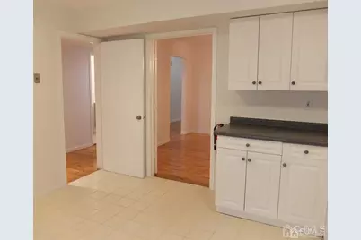 35 Sayre Drive, Plainsboro Township, NJ 08540 - Photo 5