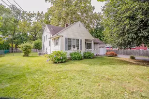 499 Old Stage Rd, Spotswood, NJ 08884 - Photo 1