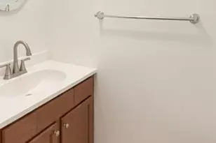 524 Great Beds Ct, Perth Amboy, NJ 08861 - Photo 11
