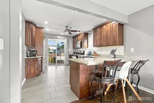 129 S 20th Ave, Manville, NJ 08835 - Photo 7