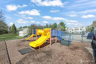 2202 Timber Ridge Ct, Sayreville, NJ 08859 - Photo 5
