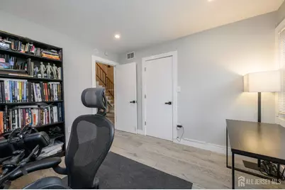 24 Chelsea Court, Sayreville, NJ 08859 - Photo 23