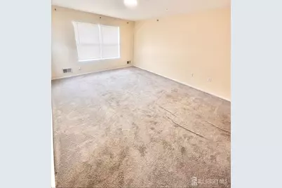 790 Harbortown Boulevard, Perth Amboy, NJ 08861 - Photo 11