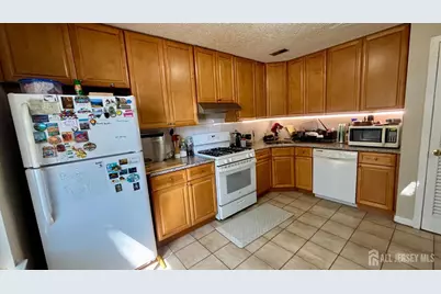 36 Carriage Place, Edison, NJ 08820 - Photo 7