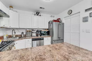 101 Pennsylvania Way, North Brunswick Township, NJ 08902 - Photo 17
