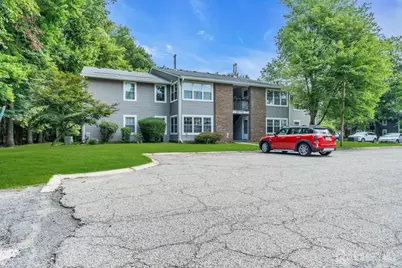 101 Pennsylvania Way, North Brunswick Township, NJ 08902 - Photo 5