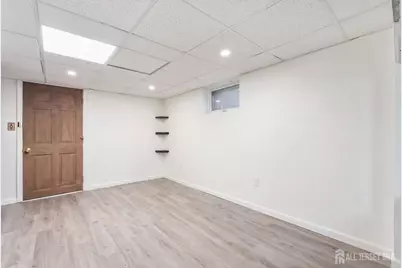 18 Grochowiak Street, South River, NJ 08882 - Photo 23