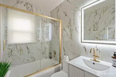 18 Grochowiak Street, South River, NJ 08882 - Photo 15