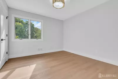24 Dewey Drive, New Brunswick, NJ 08901 - Photo 35