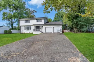 24A Dewey Dr, New Brunswick, NJ 08901 - Photo 5
