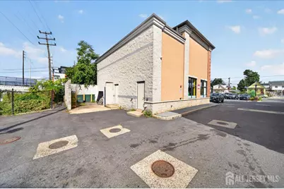 55 Confidential Avenue, Perth Amboy, NJ 08861 - Photo 29
