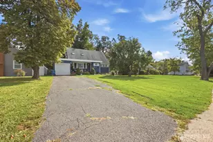 1033 Clinton Ave, South Plainfield, NJ 07080 - Photo 5