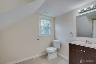 25 Ellwood Rd, East Brunswick Township, NJ 08816 - Photo 19
