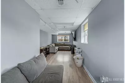 304 Maple Avenue, Middlesex, NJ 07080 - Photo 19