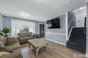 304 Maple Ave, Middlesex, NJ 07080 - Photo 7