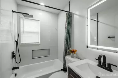 304 Maple Avenue, Middlesex, NJ 07080 - Photo 17