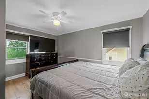 304 Maple Ave, Middlesex, NJ 07080 - Photo 15
