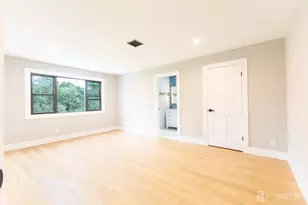 130 Hardenburg Ln, East Brunswick Township, NJ 08816 - Photo 33