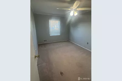 8 Begonia Court, Sayreville, NJ 08872 - Photo 7