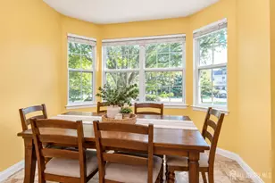 702 Blossom Cir, South Brunswick Township, NJ 08810 - Photo 9